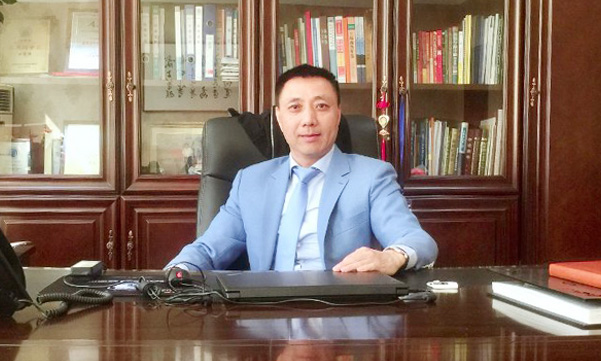 董事長：殷作釗?先生